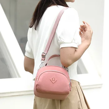 2023 Маленькая квадратная женская сумка в корейском стиле, многослойная для ношения через плечо или через плечо. 3