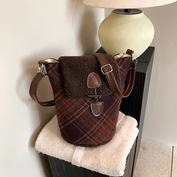 Винтажная сумка Xiuya, большая вместительная плюшевая сумка через плечо с клетчатым принтом, свежая модная простая сумка в стиле харадзюку 5